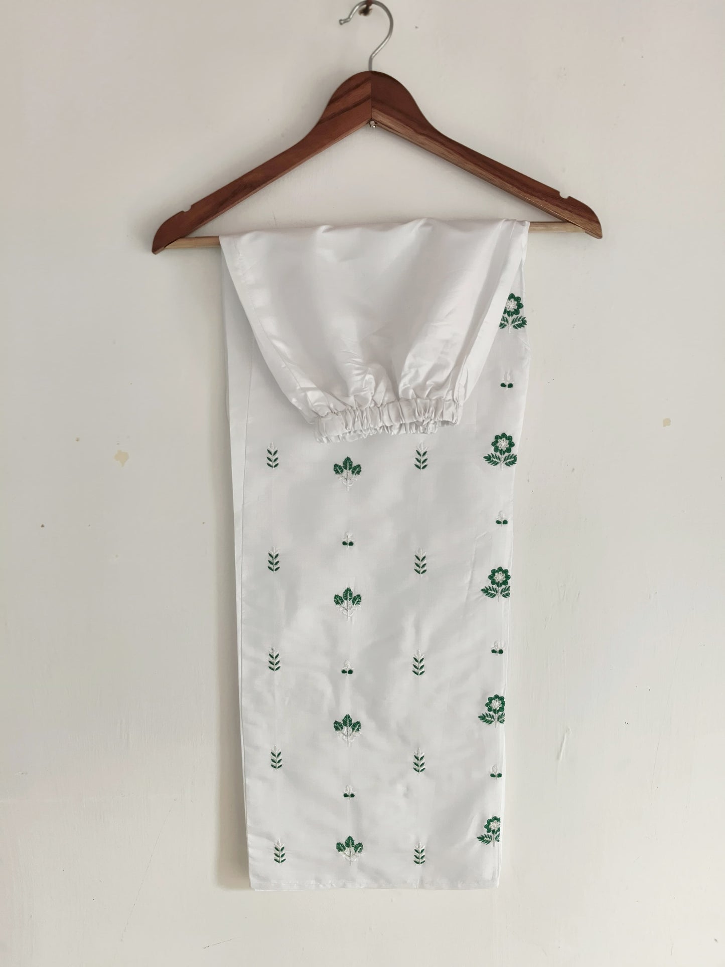2Piece White Embroidered Lawn Suit