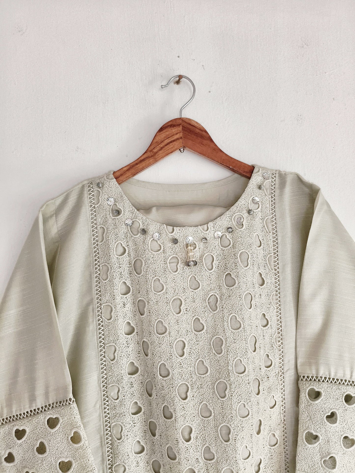 Embroidered  3-Piece Lawn Suit  Light beige.