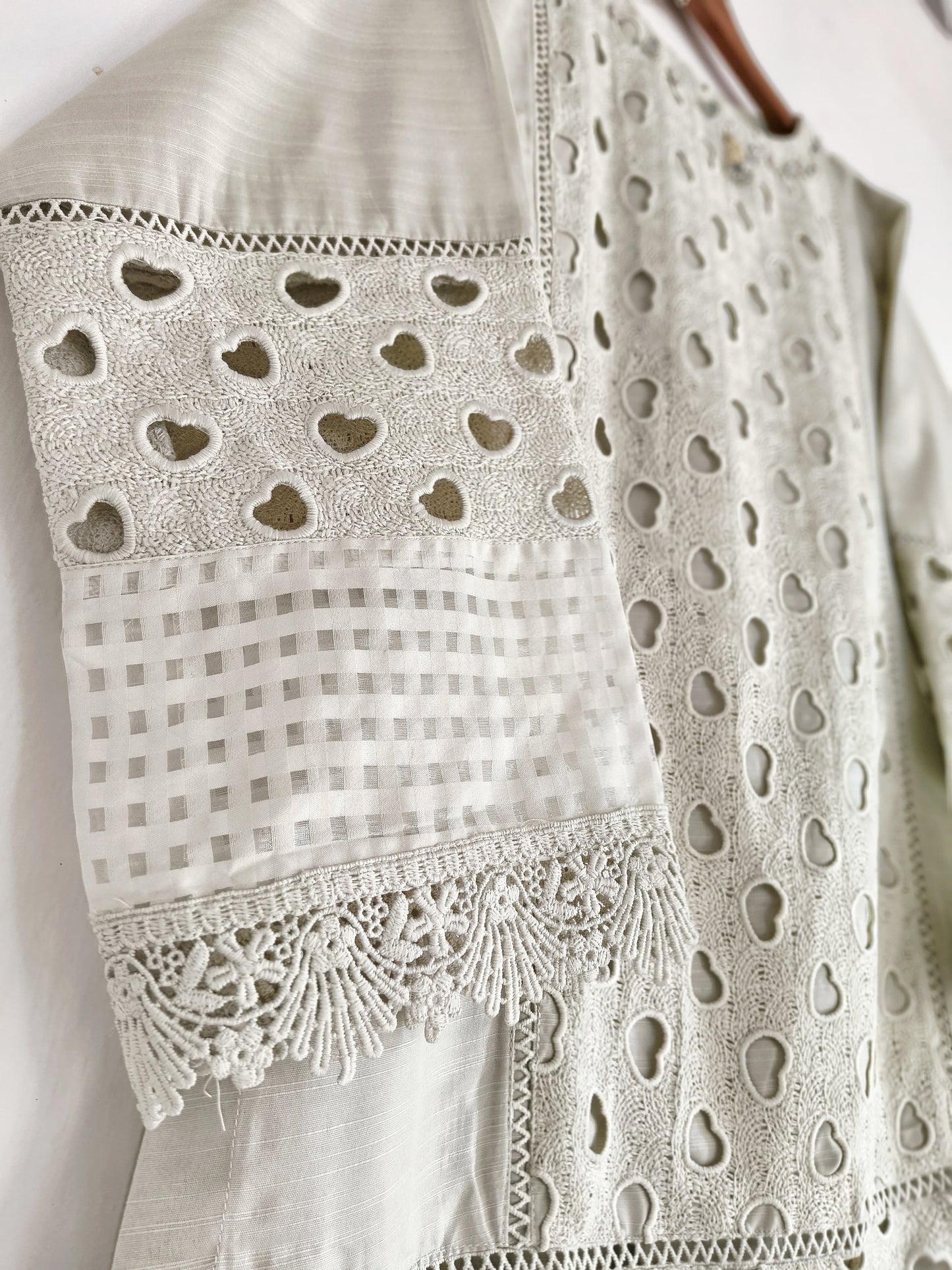 Embroidered  3-Piece Lawn Suit  Light beige.